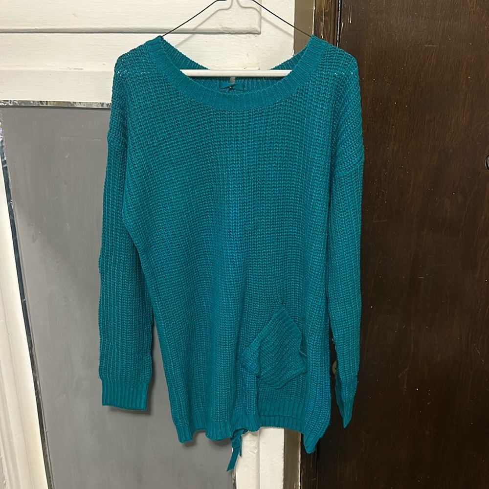Green woven sweater